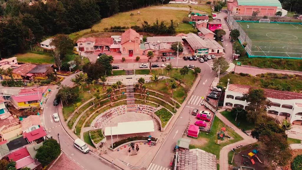 vías cerradas Santa Elena