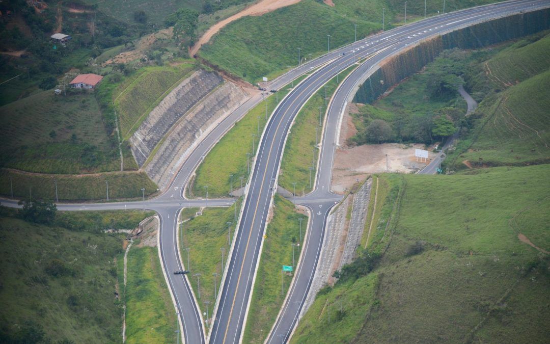 Este 10 de febrero entra en operación tramo de la Autopista Río Magdalena